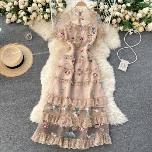 2021 Spring New Lace Lace Wood Ear Vestidos Female Stand-up Collar Short-sleeved Heavy Embroidery Flower French Midi Dress C776