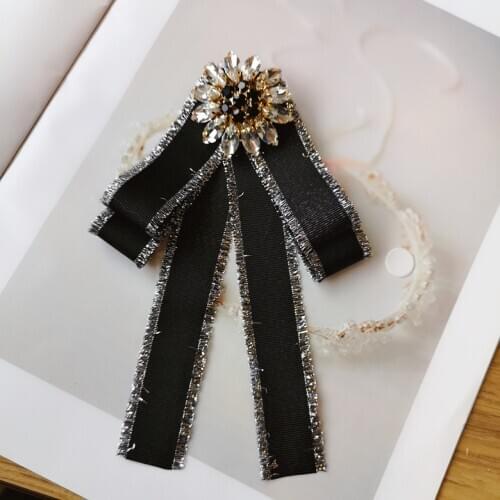 Korean Fabric Flower Bow Tie Brooch Rhinestone Bowkont Cravat Shirt Collar Pins Fashion Jewelry Gifts for Women Accessories