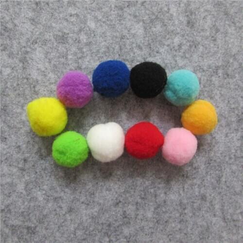 Fluffy Soft Pompom Plush Pom Poms Ball 2 cm Pompones DIY Handmade Sewing Craft Kids Toy Wedding Decor Supplies 100 pcs sale