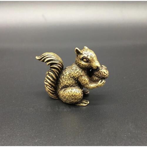 Collectable Chinese Brass Carved Animal Lovely Squirrels Eating Pine Cone Exquisite Small Statues