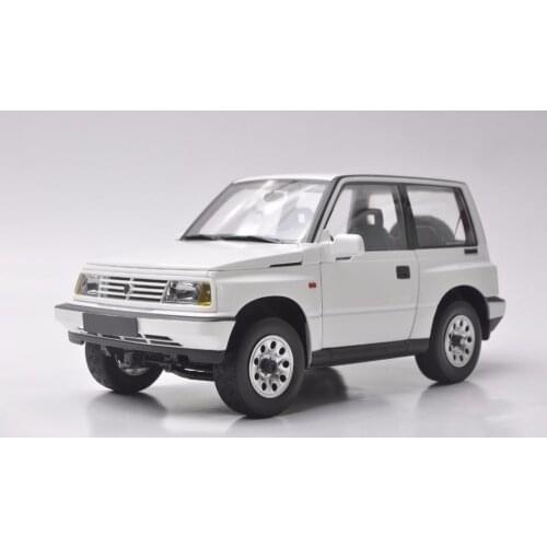 1:18 Diecast Model for Suzuki Vitara Escudo 1989 White Alloy Toy Car Miniature Collection Gifts Gran