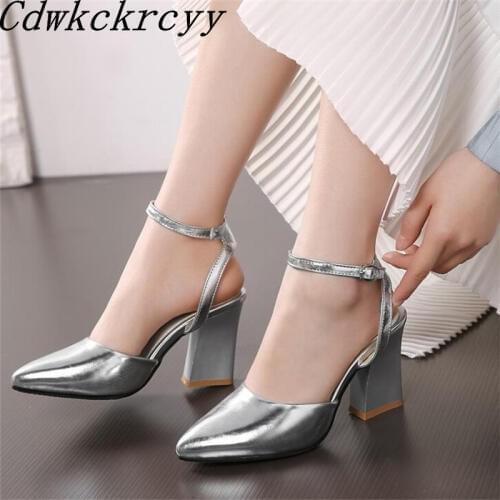 Summer New pattern fashion Europe and America Cusp Simplicity Women sandals Golden silvery sexy Comfortable Women sandals 34-45
