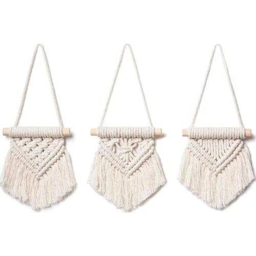 3pcs Mini Macrame Wall Hanging Cute Holiday Ornaments Handmade Gift Boho Art Woven Decor for Nursery Apartment Living Room