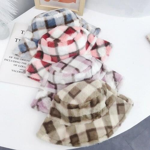 Factory Wholesale Autumn and Winter Hot Sale Retro Plaid Plush Fisherman Hat Women All-Matching Color Matching Warm gift