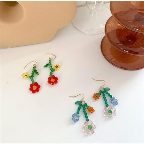 Japanese hyperbole small m bead flower earrings weaving flower color crystal pendant beads spiral ear clip cute girl