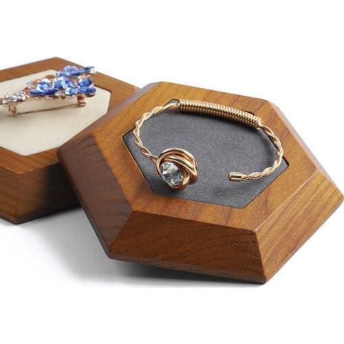 Creative props wooden jewelry rings earrings bracelets microfiber small ornaments display stand available on both sides