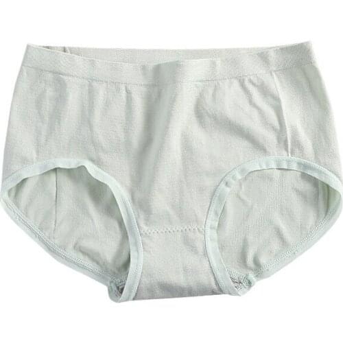 Graphene Underpants Womens Antibacterial and Moisture Conductive Briefs Middle Waist Breathable Hip Lifting Seamless Boxed