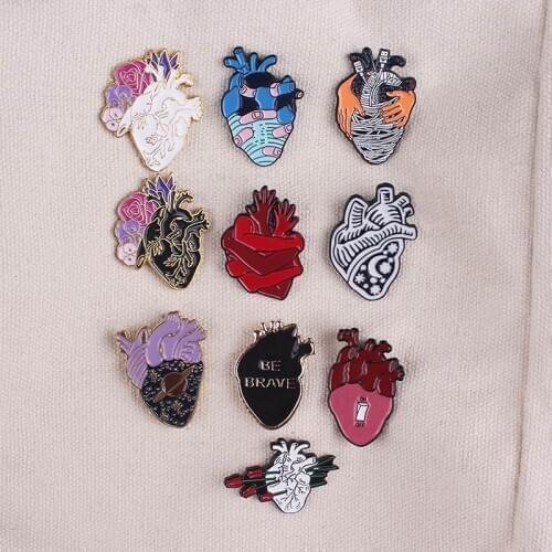 Heart Pin Badges Punk Icon On The Backpack Set Enamel Brooch Metal Badge On Clothes Accessories For Jewelry Gift Lapel Pin Bags