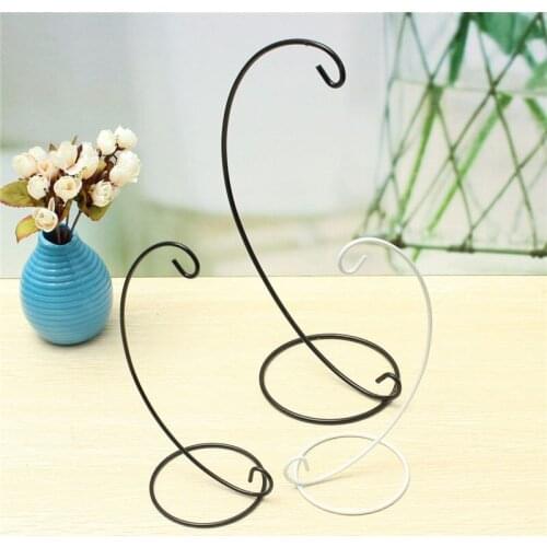 Simple modern iron metal lamp holder hangs candle foot glass foot globe candle small adornment frame