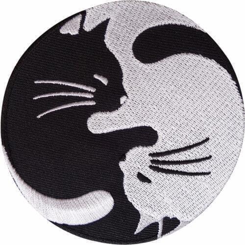1pc Yin Yang White Black Cat Sew Iron On Patch Badge Hat Jeans Fabric Applique
