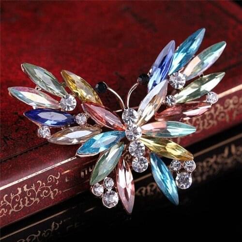 Rhinestone Butterfly Brooch Winter Multi Color Pin Insect Coat Brooch Fashion Jewelry Gift High Quality
