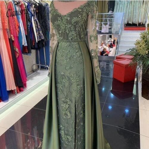 2020 Arabic Luxurious Lace prom dresses Sheer Neck Beaded Pearls Mother Of Groom Dresses Vintage Formal Party Evening Gowns