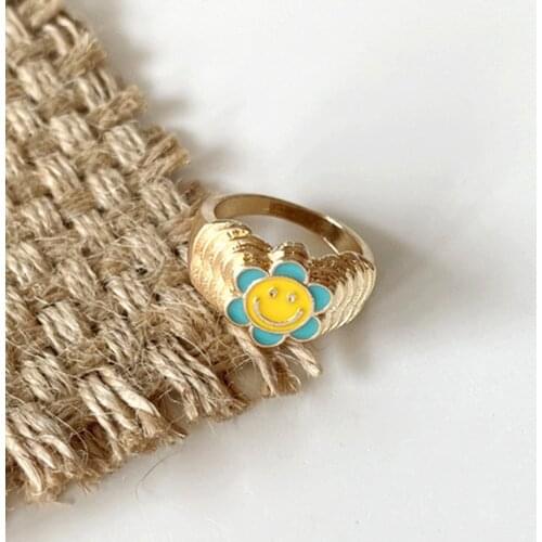 Sun Flower Smiley Ring Funny Cute Vintage Cartoon Dripping Oil Metal Gold Color Ring for Women Girls Party Trend Jewelry Gifts