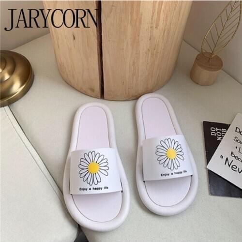 2020 New Brand Slippers Weave Leather Women Sandal Open Toe Flat Casual Slides Summer Outdoor Beach Female Flip Flops