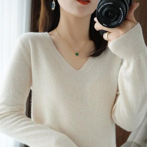 2021 Basic High Quality V-Neck Sweater Solid Color Autumn Winter Pullover Women Casual Knitted Sweater Long Sleeve Tops WF188