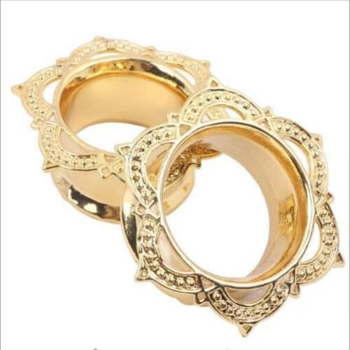 A pair Stainless Steel Flower Ear Plugs tunnels Retro ear expander body piercing jewelry