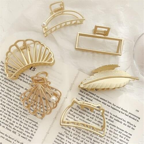 Simple Metal Hair Claws Vintage Large Shower Bath Hairpins Women Girls Ponytail Holder Clips Headwear Makeup Styling Accessories
