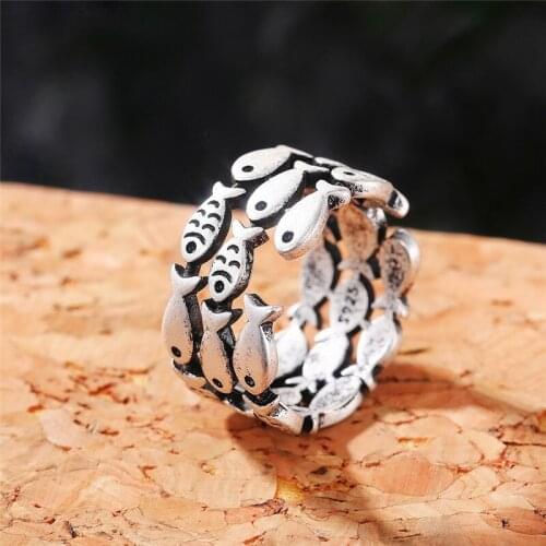 Huitan Vintage Silver Color Fish Ring for Girls Creative Animal Rings Retro Party Women Accessories Funny Gift Hot Sale Jewelry
