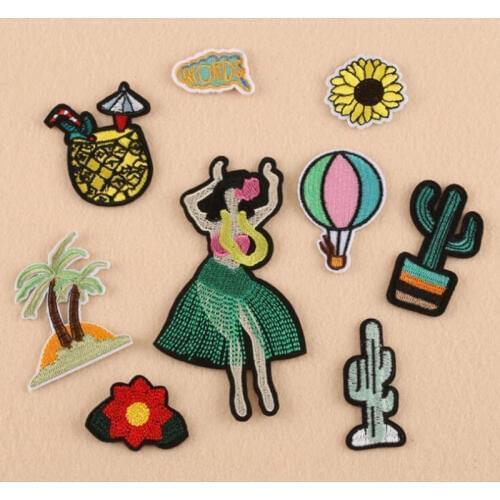 Mixed cartoon patches fashion Embroidered iron on patch for clothing Applique DIY Accessory