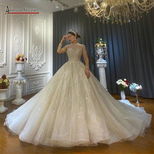 High Quality 2021 Bridal dress Elegant High Neckline With Long Sleeves Weddings