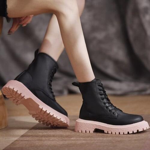 2021 autumn new Martin boots short tube front lace-up womens boots casual black heel color casual contrast color