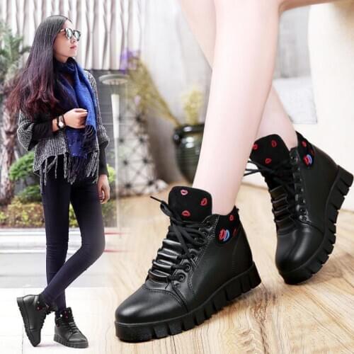 Sneakers Women Skateboarding Shoes Hight Quality PU Leather High Top Internal increase Tactical Boots Vintage Flat Walking Shoes