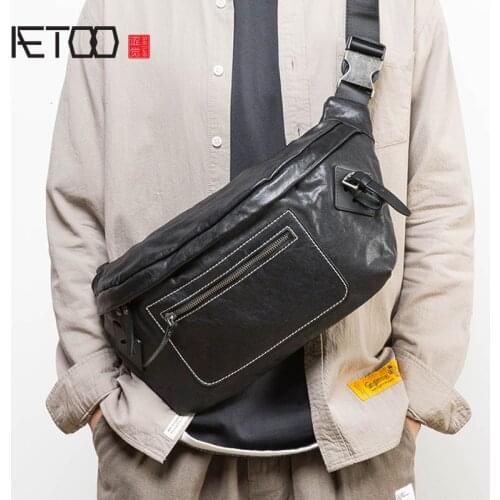AETOO Leather chest bag, mens large-capacity simple messenger bag, top layer cowhide trendy mens bag