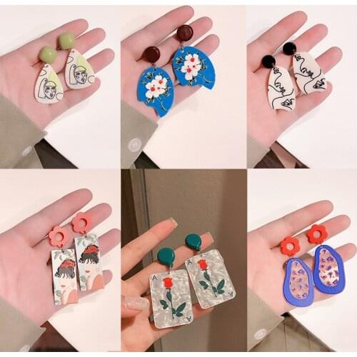 Irregular Hand Drawn Style Printed Pattern Earrings Fashion Blue Portrait Earrings Rose Plant Flower Womens Earrings For Girls