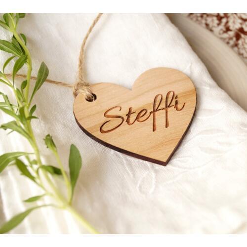 24pcs Personalized Engraved Guest Place Card / Baby Name Heart Tags For Wedding / Birthday Party / Baptism Gift Bags Favor