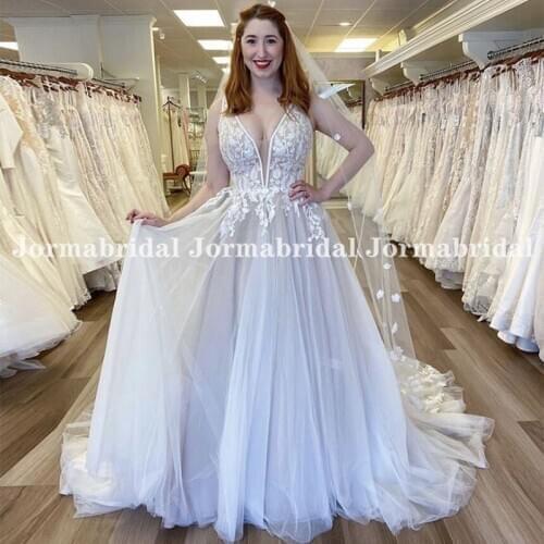 Elegant A-line Wedding Dresses Lace Appliques Tulle Boho Wedding Gowns Backless Bride Dress 2021 Sweep Train vestidos de novia