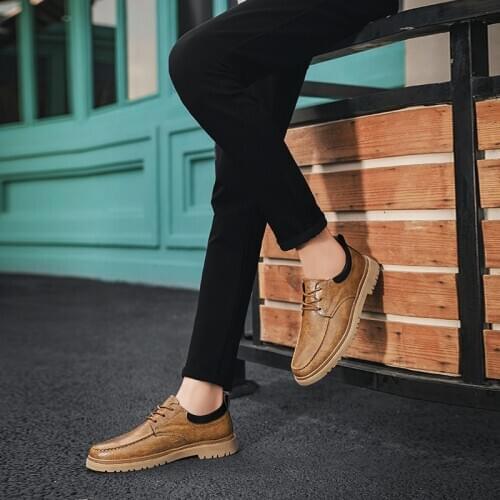 Men genuine Leather Loafers Shoes lace up Male Breathable fashion Comfortable outdoor Casual Shoes Soft Leather Boat Zapatos