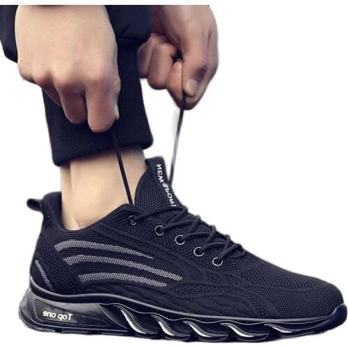 2021 new spring daddy mens shoes Korean version of the trend of mens sports and leisure running sneakers deodorant net shoes