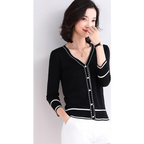 2019 New Fashion Summer Womens Sweater Elegant Loose Sunscreen Sweater Knit Simple V-neck Shawl Female Casual Sweater M085