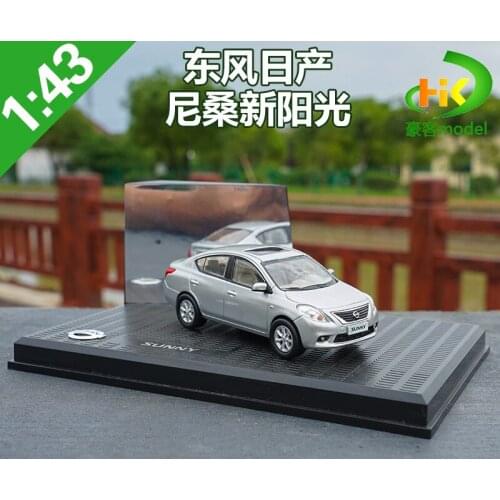 Dongfeng 1:43 Nissan Sunny Collect die casting alloy trolley model