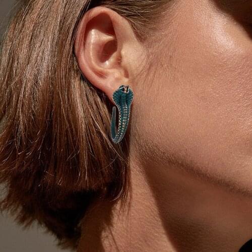 Retro Punk Geometric Twisted Snake Stud Earrings For Women Creative Gold Silver Color Earring Charm Party Jewelry Gift