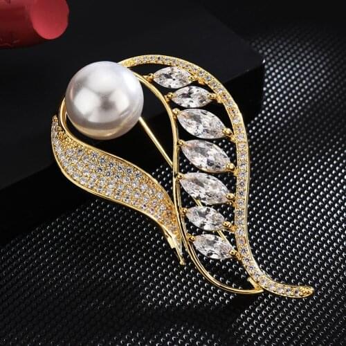 Korean Version of Popular Zircon Brooches for Female Suit Corsage Simple Leaf Pin Coat Accessories Leaf Brooch