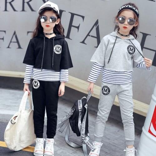 New Baby Girl Clothes Set Hooded Coat + Pants + Shirts 3pcs Long Sleeve Kids Clothing Sets Big Girls Spring Autumn Clothes Sets