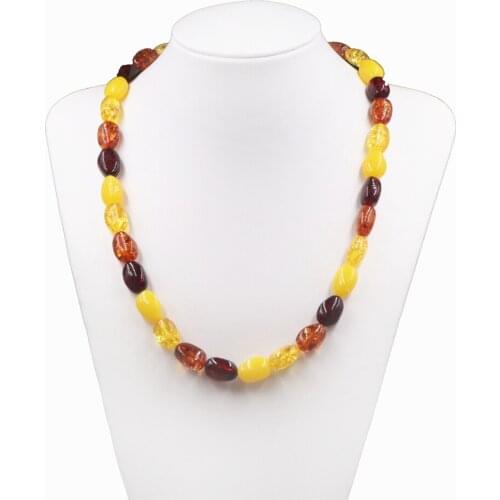 Handmade Necklace for Women Religious Party Jewelry Accessories Faux Resin Ambers Irregular String Necklaces Short Chain B346