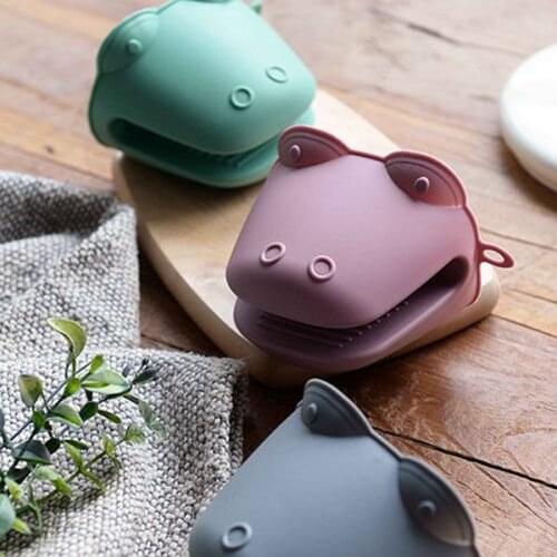Hippo Cartoon Heat Insulation Microwave Oven Anti Scald Clip Kitchen Special Anti Scald Gloves High Temperature Resistant Gloves