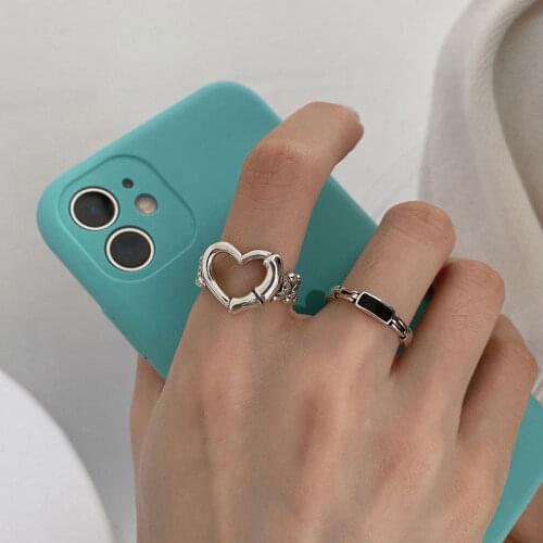 2021 New Hip-hop Metal Heart Shaped Chain Ring Y2K Aesthetic Hollow Heart Ring for Woman Jewelry Wholesale Rings