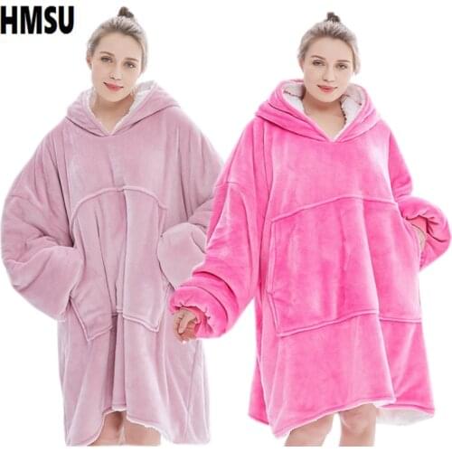 New Warm Blanket Long Coral Fleece Blanket with Sleeves Coral Fleece Pocket Blanket Adult Winter Wash Flannel Blankets Robe