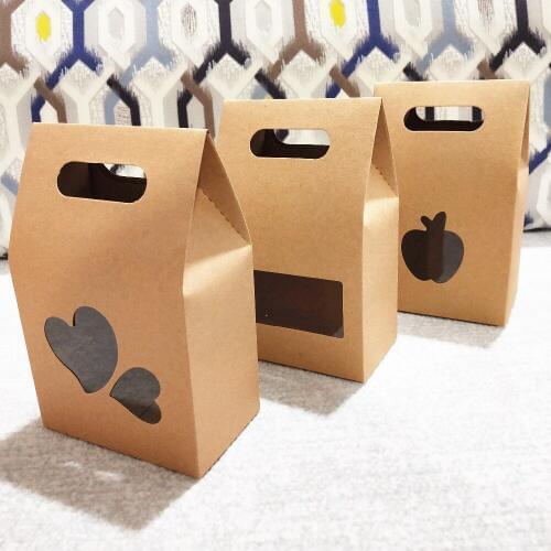 12pcs 10x6x16cm Vintage Kraft Paper Bag Add PVC Apple Heart Square Container Packing Jewelry Accessory Bracelet Necklace Boxes