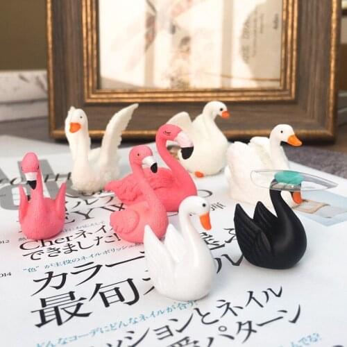 1PC Flamingo swan Nail Art Holder Practice Show shelves Tips for Display Stand False Nail Art Polish Manicure Accessories Tools