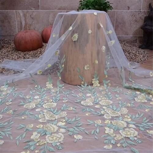 High-quality French tulle lace, fresh and elegant flower flat embroidery, suitable for ladies and ladies skirt design fabrics