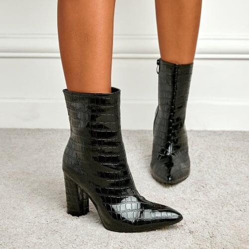 2021 Autumn and Winter New Womens Boots Fashion Pointed Zipper Stone Pattern High Heel Ankle Boots 35 to 42 Sizes