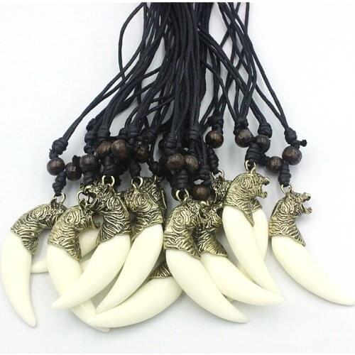12 pcs Punk Alloy Tiger Head Acrylic Teeth Pendants Necklaces Leopard Head Charms Beads Sweater Chain Rope Amulet XL116
