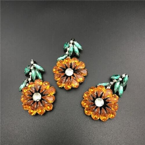 6pc 6x3.5cm Crystal Beaded Sunflower Patch 3d Applique Patches For Clothing Bags Parches Bordados Ropa Accessories DIY AC0869