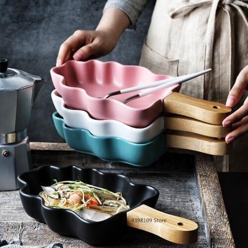 Matte ceramic wooden handle baking tray household tableware Western dish creative Christmas tree salad fruit plate bread tray