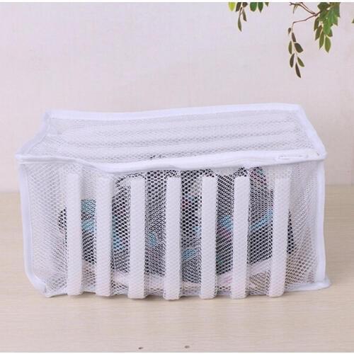 New White Padded Laundry Net Wash Bag For Protecting Trainers And Shoes In The Washing Machine Shoes Washing And Drying Bag