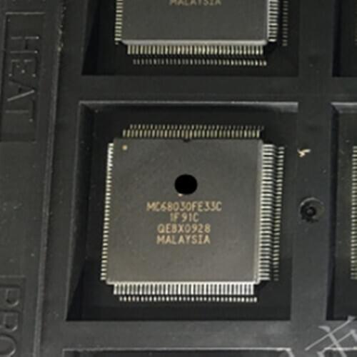 2pcs MC68030FE33C MC68030 QFP-132 new